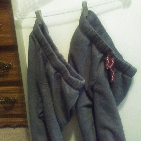 Boys sweats - Picture 1 of 1